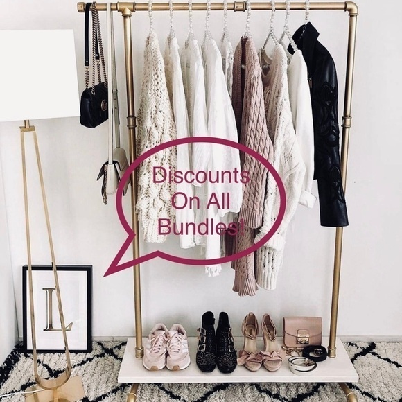 EXPRESS Sexy Black Lace & Cream Semi Sheer Blouse, Size XSmall, #219 - Picture 7 of 9